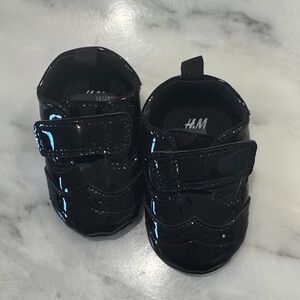 H&M Shiny Black Kids Dress Shoes